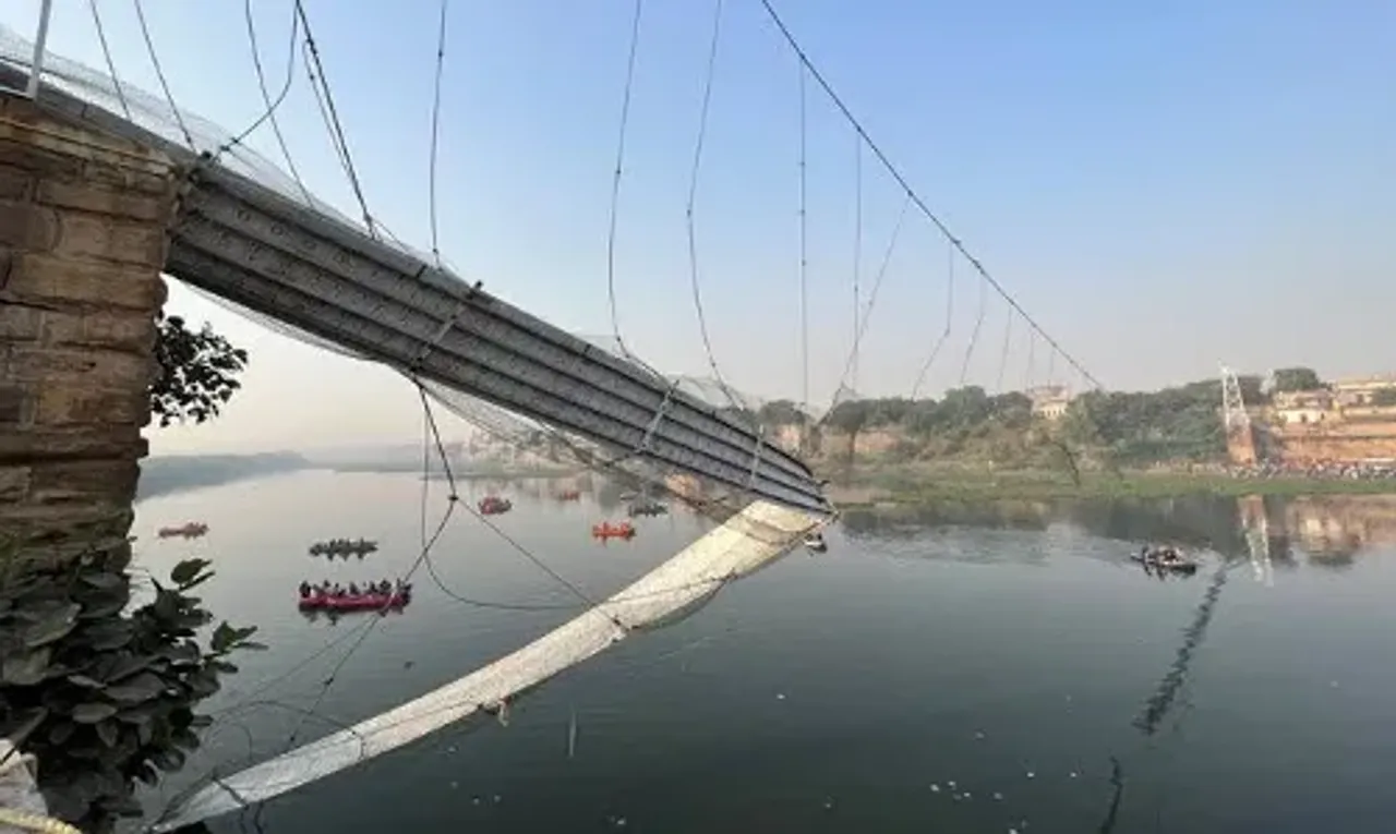 'Morbi bridge clerks were black marketing tickets'