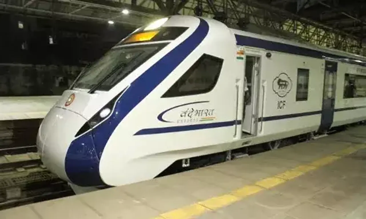 Second Vande Bharat Express train reaches Mumbai ahead of Feb 10 flag off