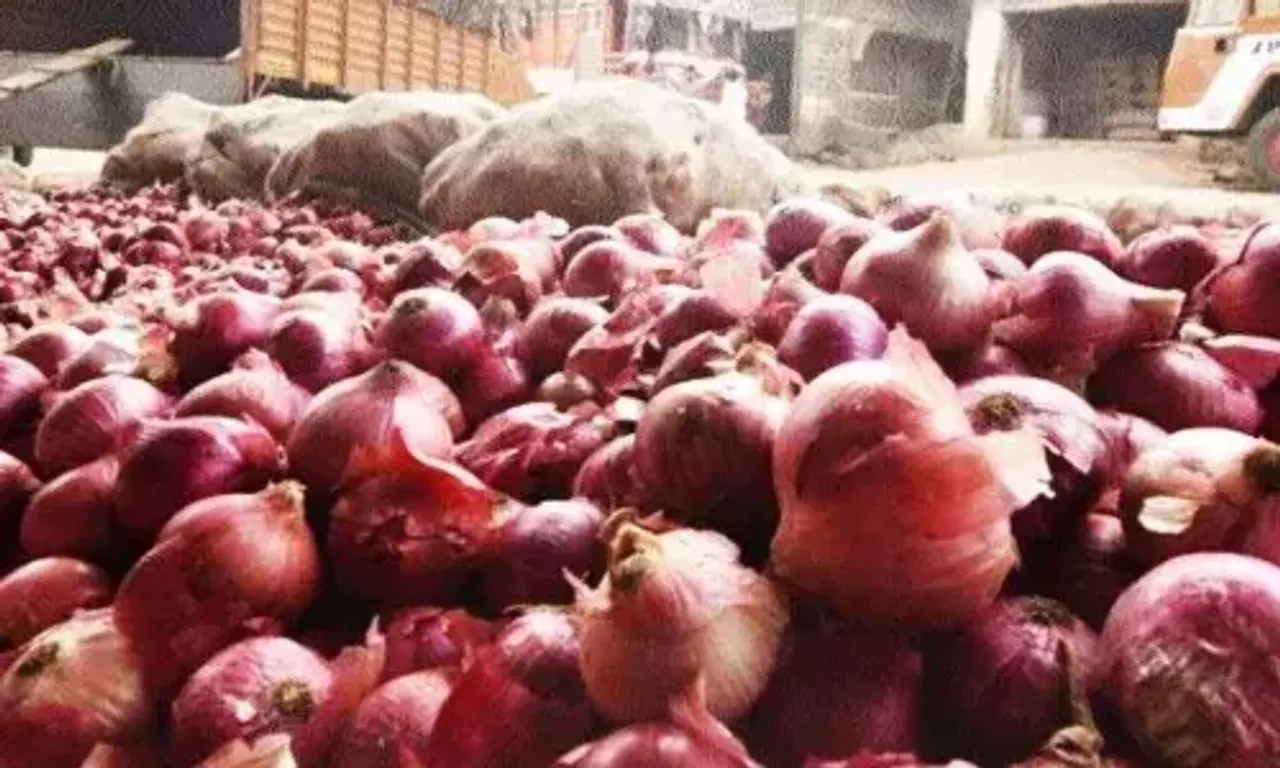Over 650 people fall ill in US due to disease linked to raw onions