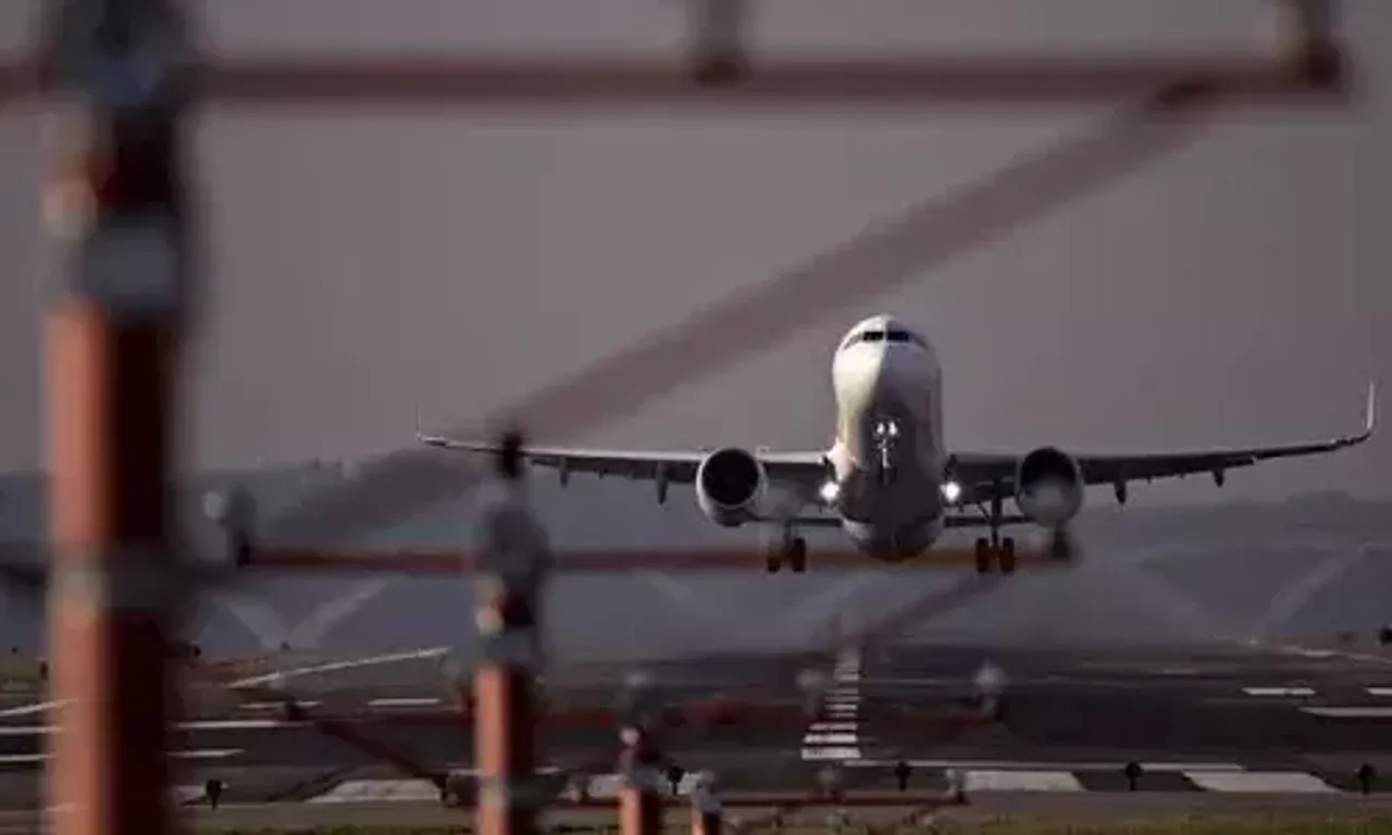DGCA flags recent snags, gives airlines 10 days to plug gaps