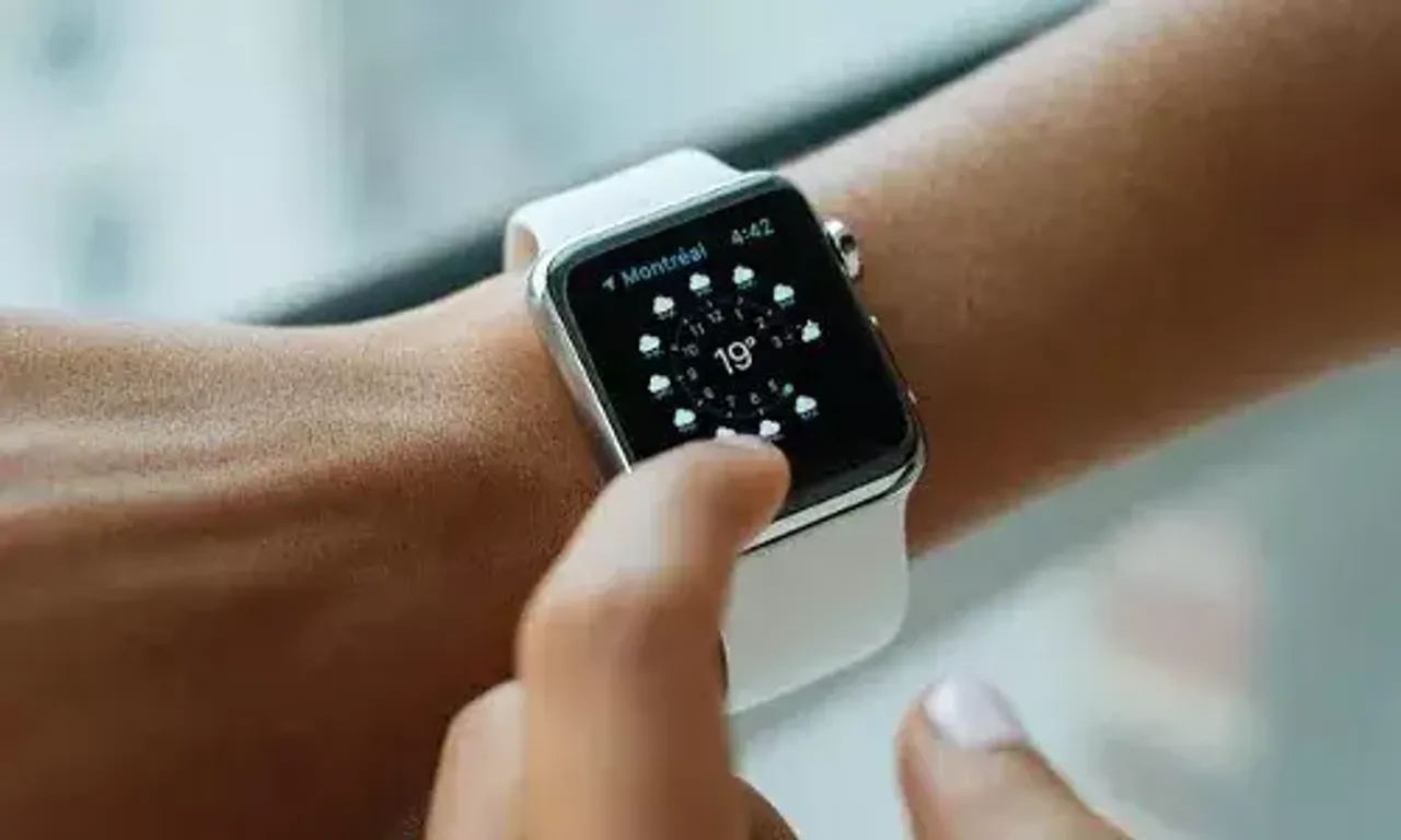 Apple Watch might soon be able to connect to multiple iPhones and iPads
