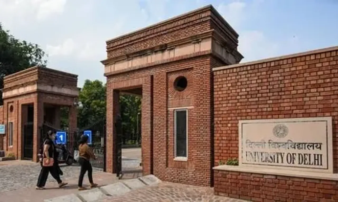 DU launches Financial Support Scheme for economically weak students