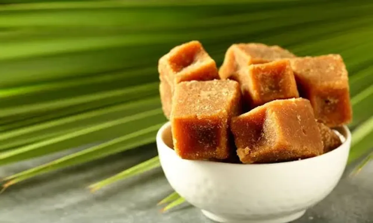 Winter-special Masala Gur Recipe: Here is a delectable version of gur which you can certainly enjoy after a heavy meal