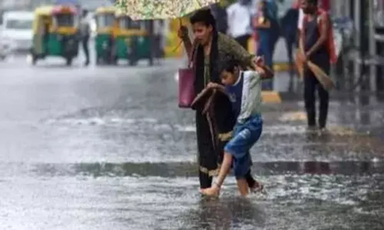 Tamil Nadu under heavy rain spell; North India also faces weather challenges