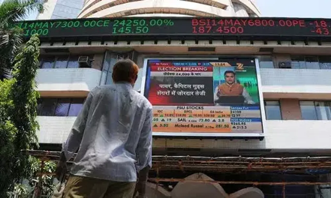 Sensex declines by 365 points on selling in financials, IT shares amid rate hike concerns