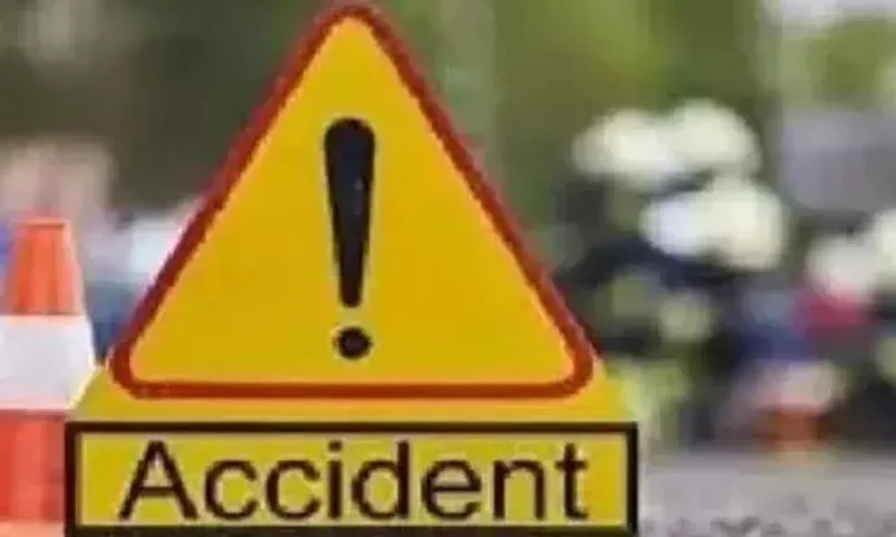 Eight die, 20 hurt as double-decker buses collide on UP's Purvanchal Expressway