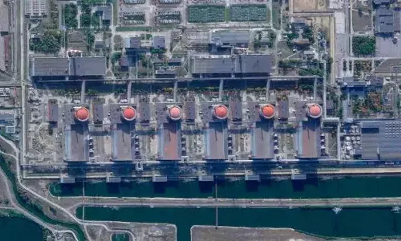 Amid shelling, Ukraine's Zaporizhzhia nuclear plant taken partly offline