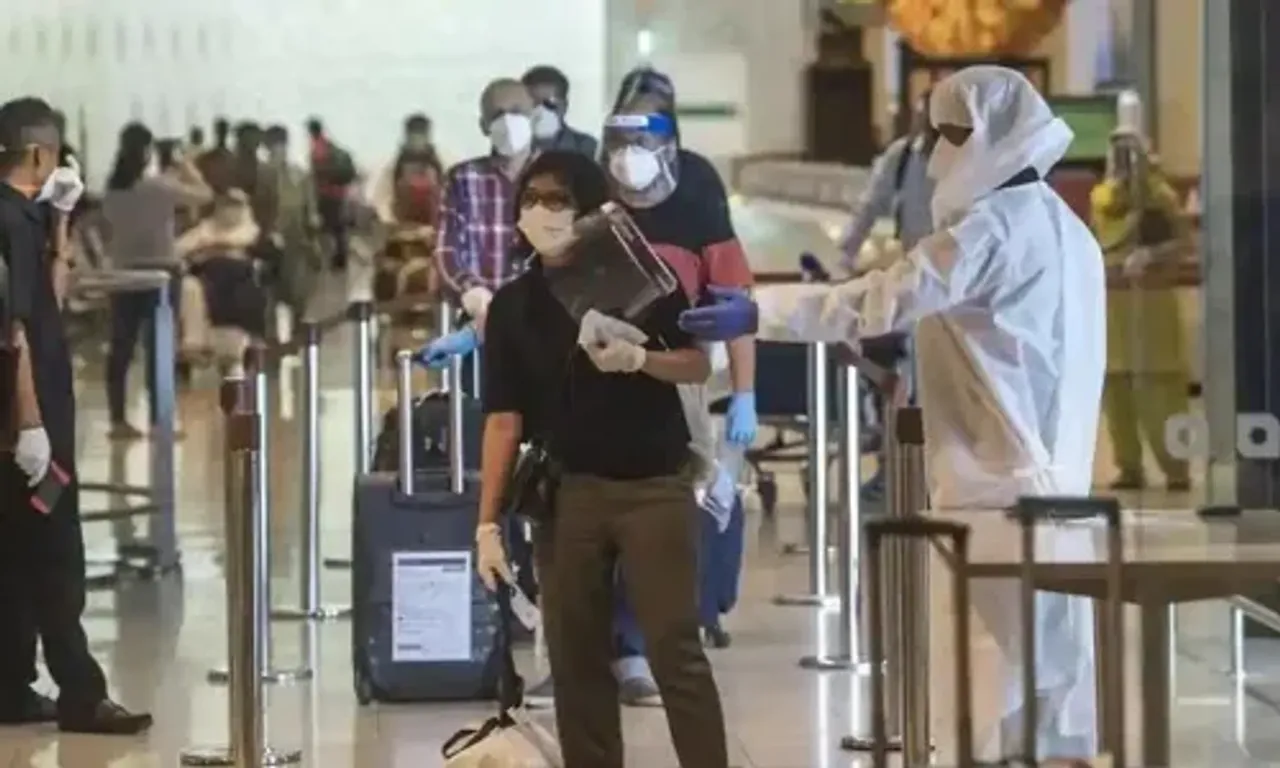 Revised guidelines for international arrivals in India in view of Omicron Covid 19 threat - to be effective from Dec 1