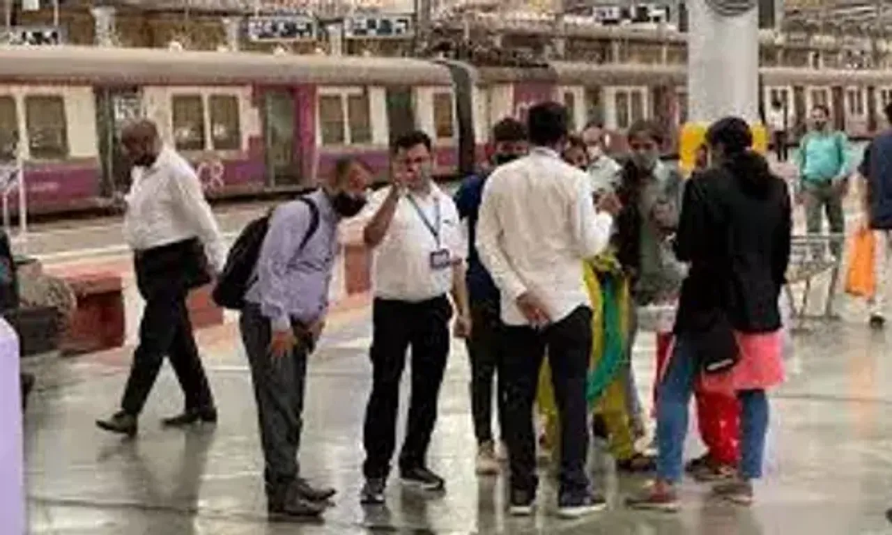Mumbai: Central Railway sets benchmark in combating ticketless travel, tops revenue collection among railway zones