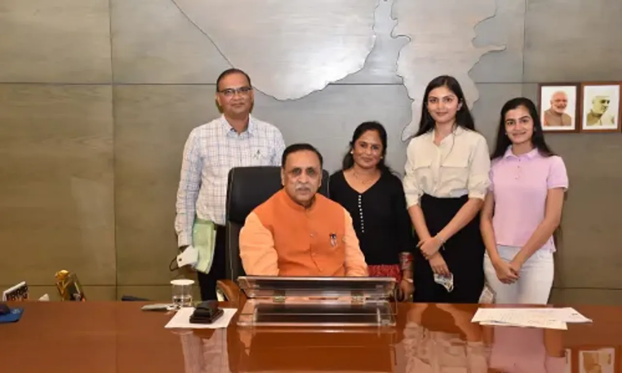 Gujarat Chief Minister paid a courtesy call on Vidhi Jadhav of Nadiad