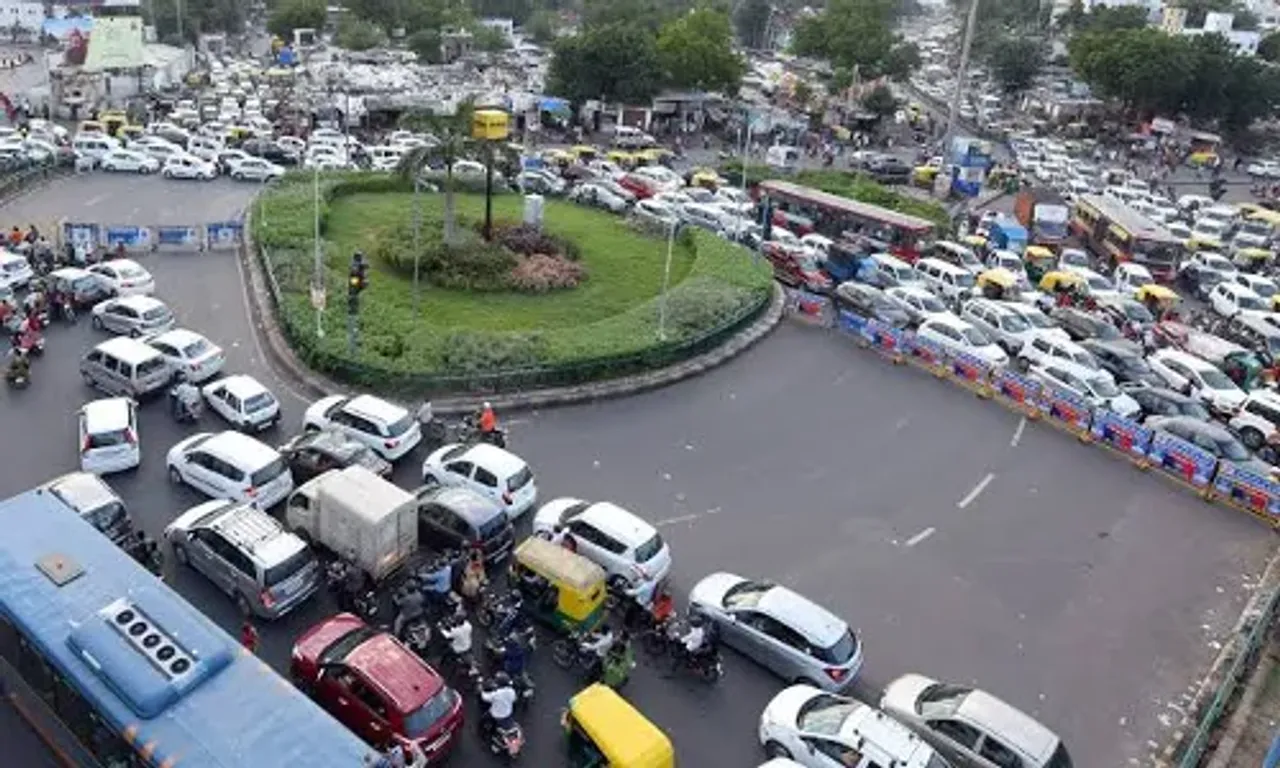 Car ownership in Ahmedabad doubled in decade