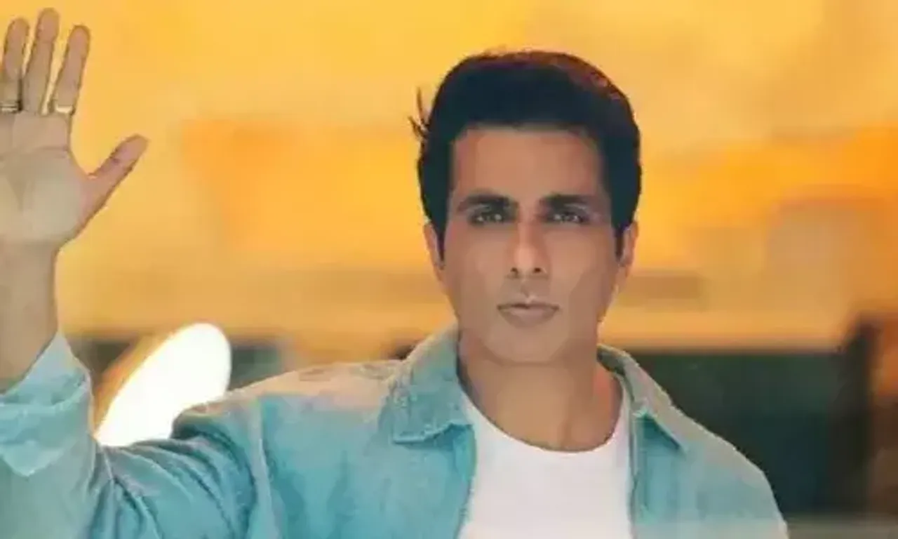 Sonu Sood praised for helping people stuck in Ukraine