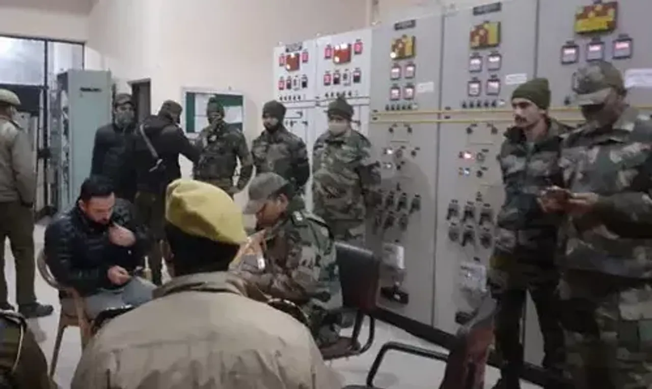 Power supply back in Jammu and Kashmir as staff call off strike after midnight talks