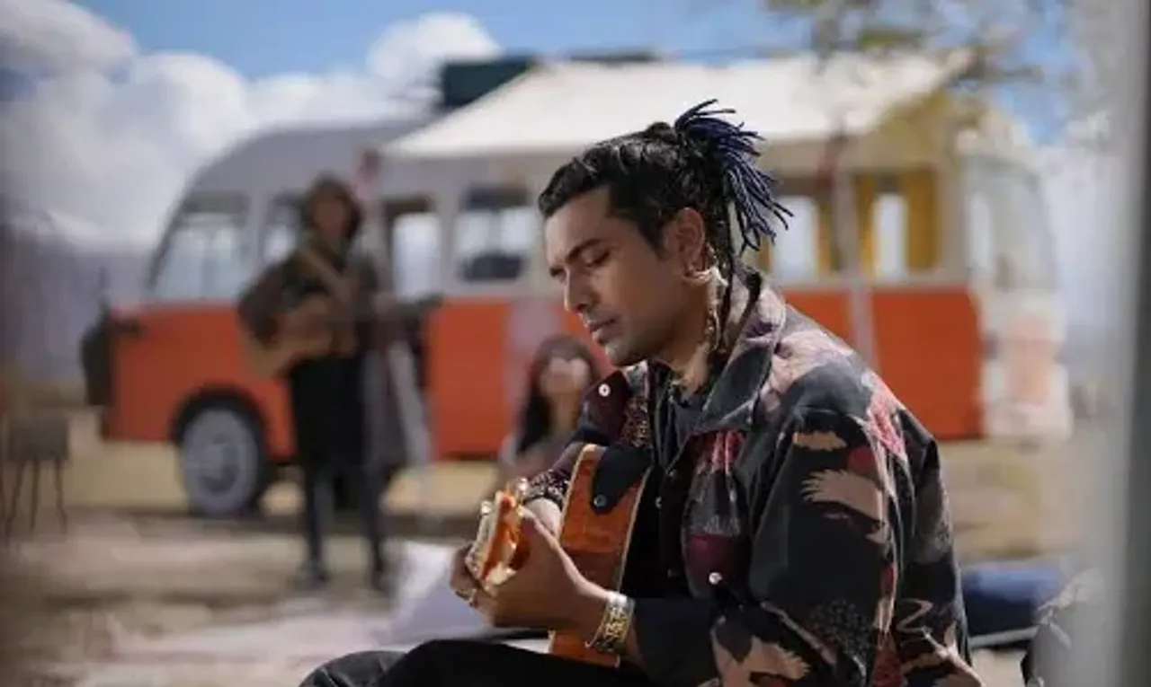 Singer Jubin Nautiyal sustains multiple injuries in accident, rushed to hospital