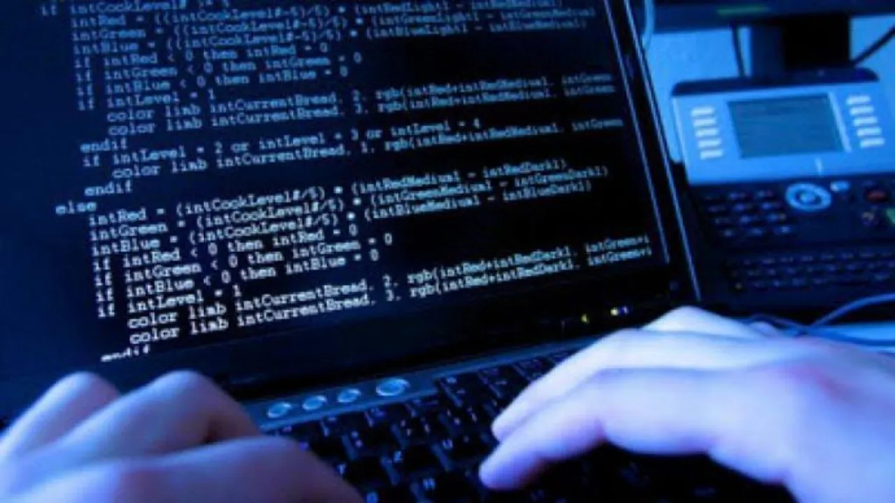 Kolkata police will hire IT experts to curb online terror recruitment