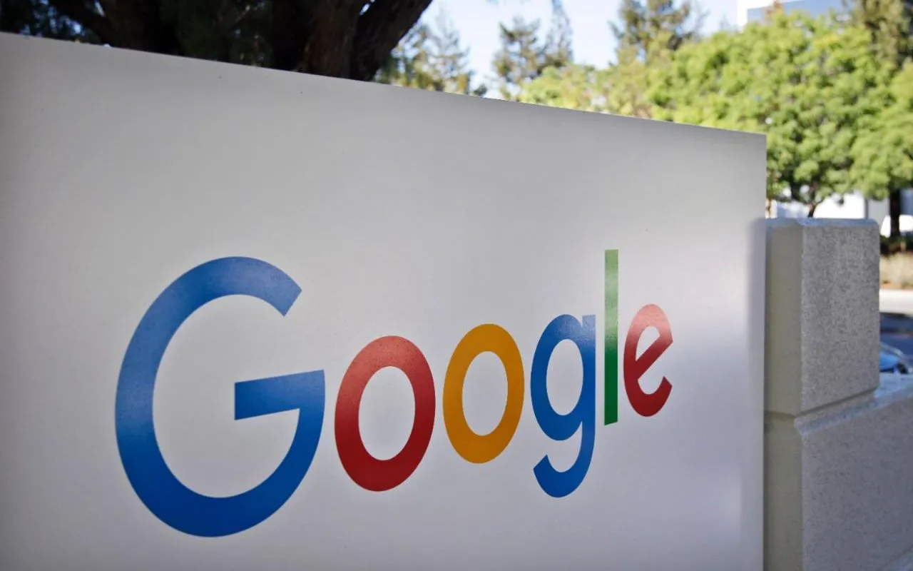 Google gets noticed for listing PM Modi in top criminals