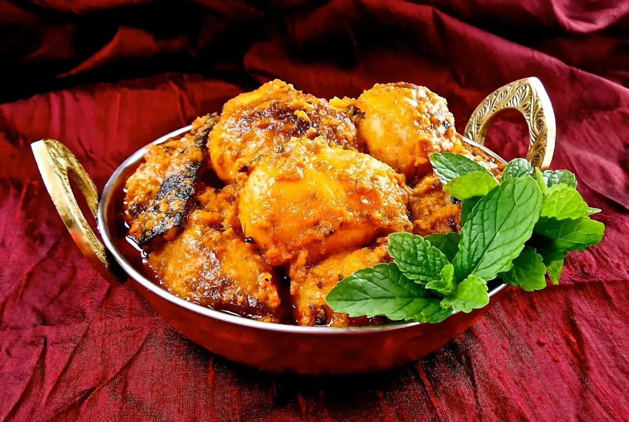 Make Restaurant style dam aloo at home