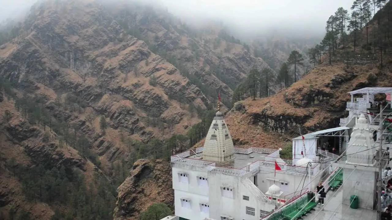 Landslide near Vaishno Devi shrine, one CRPF trooper died