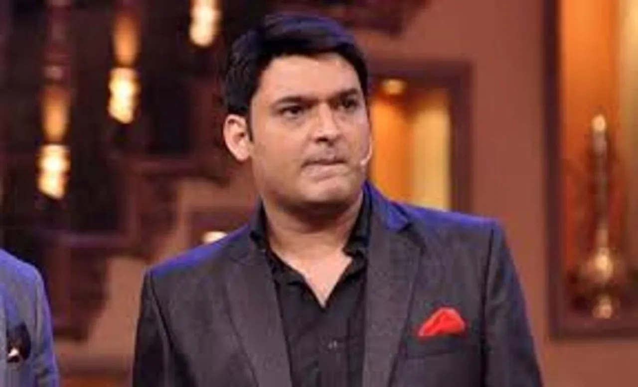 Comedian Kapil alleges graft, Fadnavis vows to act