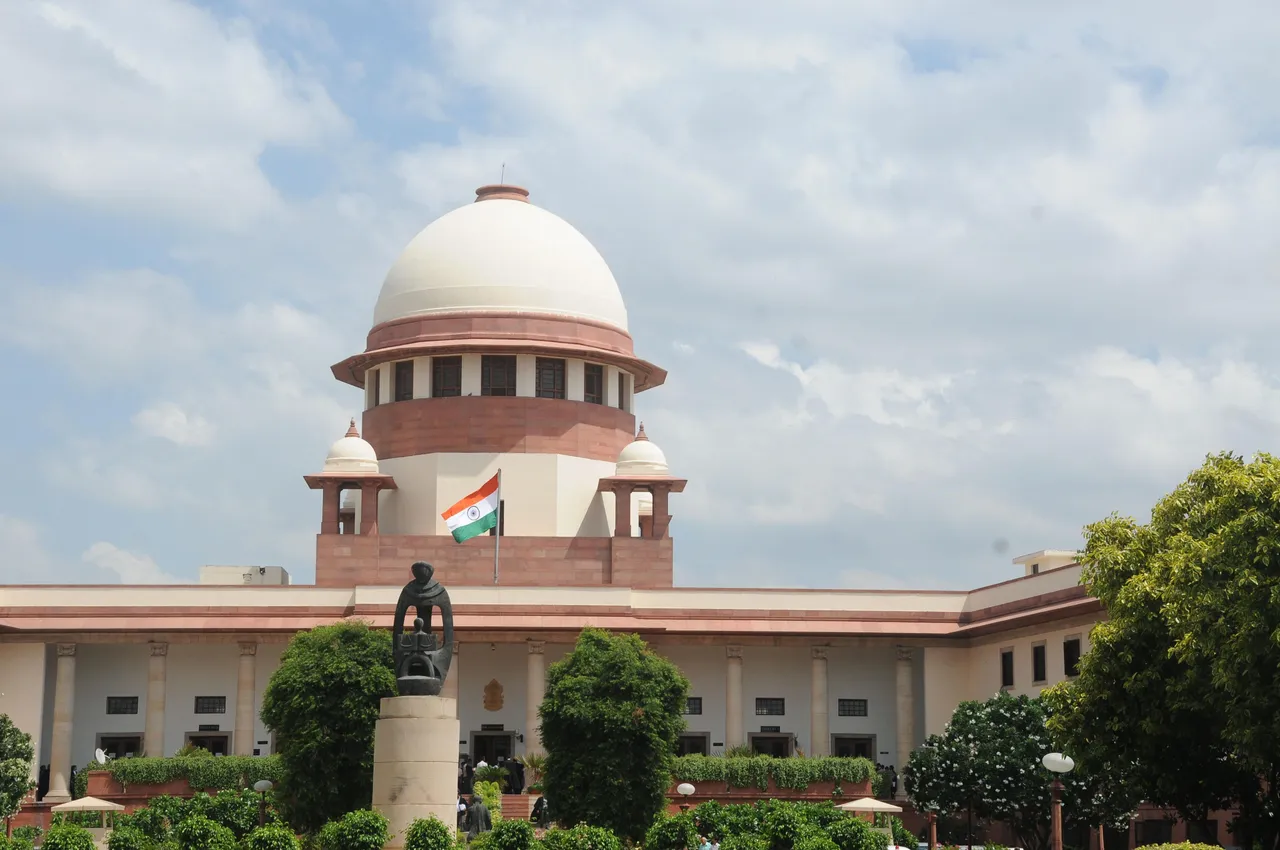 SC asks Karnataka to give 12,000 cusecs per day to TN