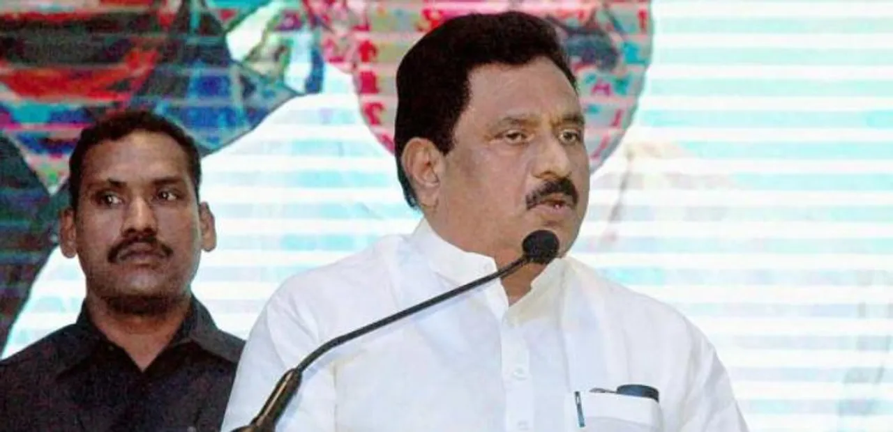 Andhra deputy CM injured in lift crash