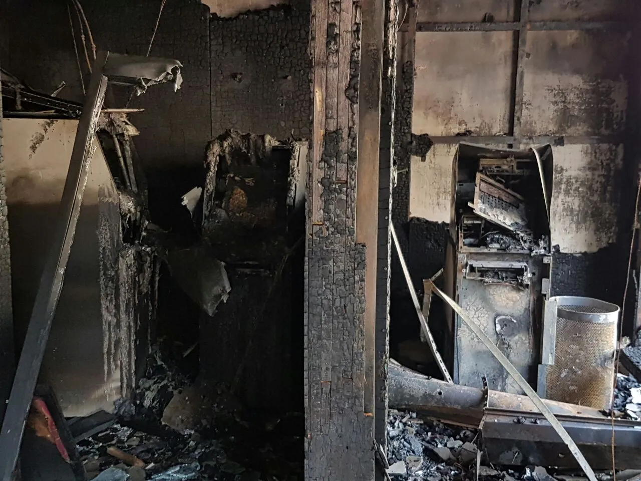 ICICI bank ATM machines burnt in Vadodara