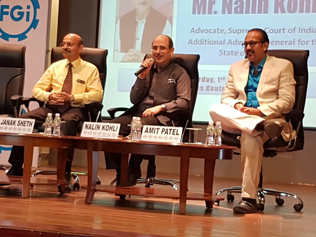 BJP spoke person Nalin Kohli in Vadodara, Praised Modi for Surgical strike