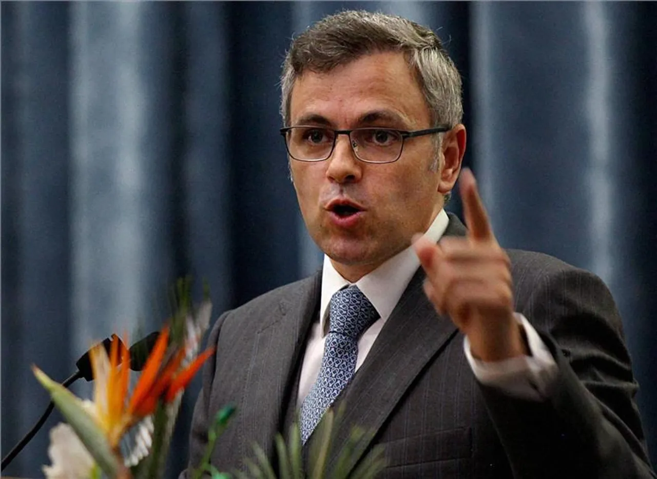 Omar Abdullah stopped for 2 hours at US airport