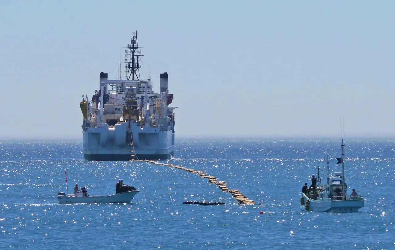 Google, Facebook team up for direct undersea connection to Asia