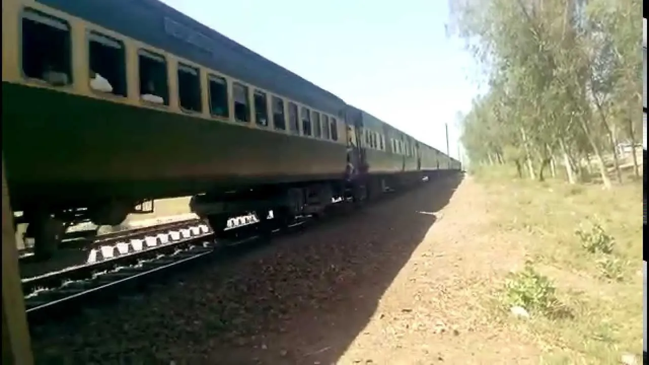 Four killed in Pakistan train blasts, several injured