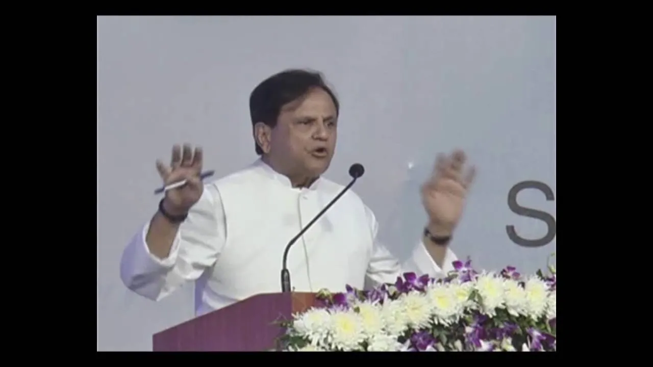 Bharuch MP and senior Congress leader Ahmed Patel speaking in inauguration function of Sardar Patel hospital at Ankleshwar