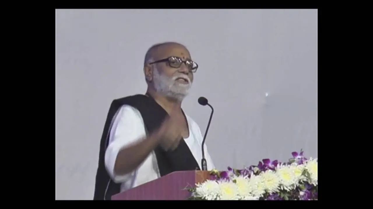 Saint Morari Bapu speaking in inauguration function of Sardar Patel hospital at Ankleshwar