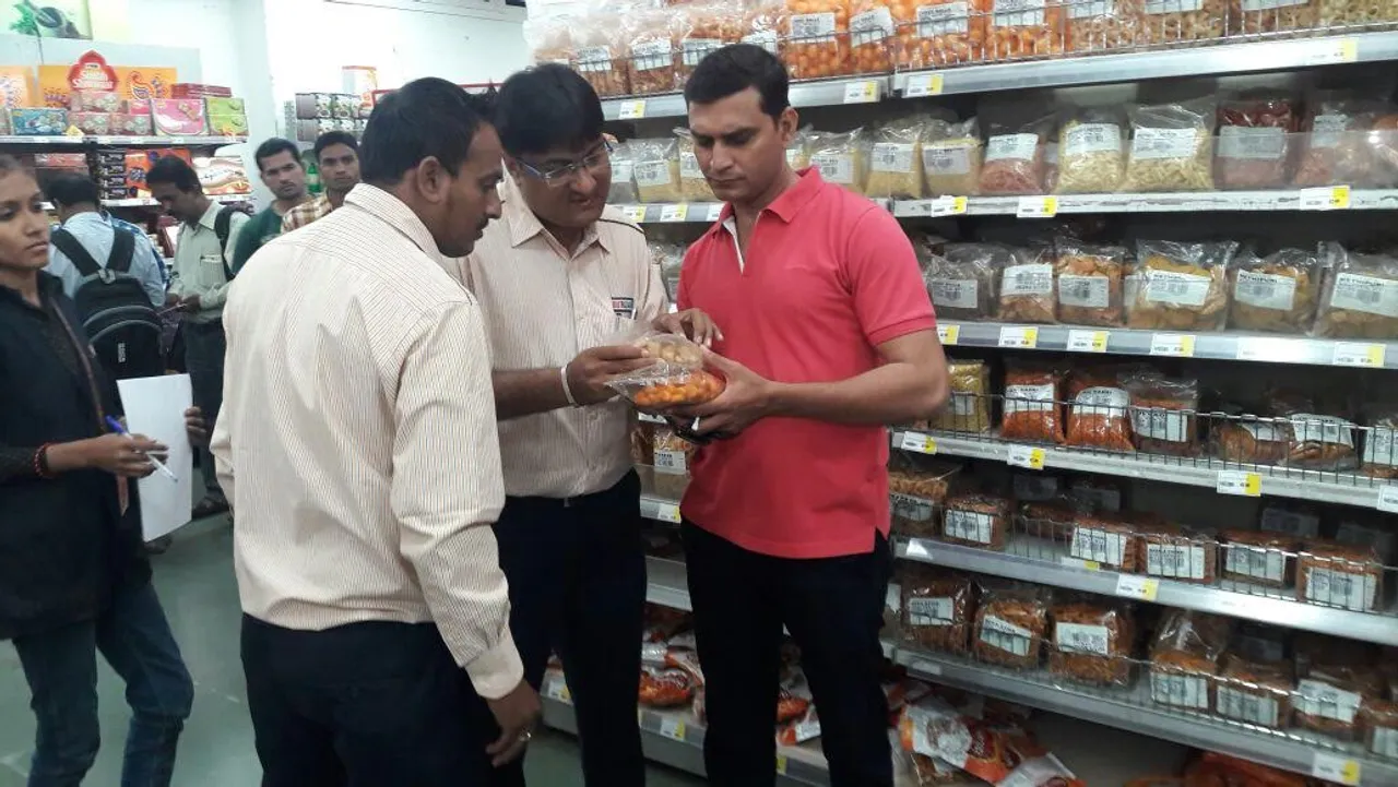 VMSS health department team conducted checking in various malls of Vadodara