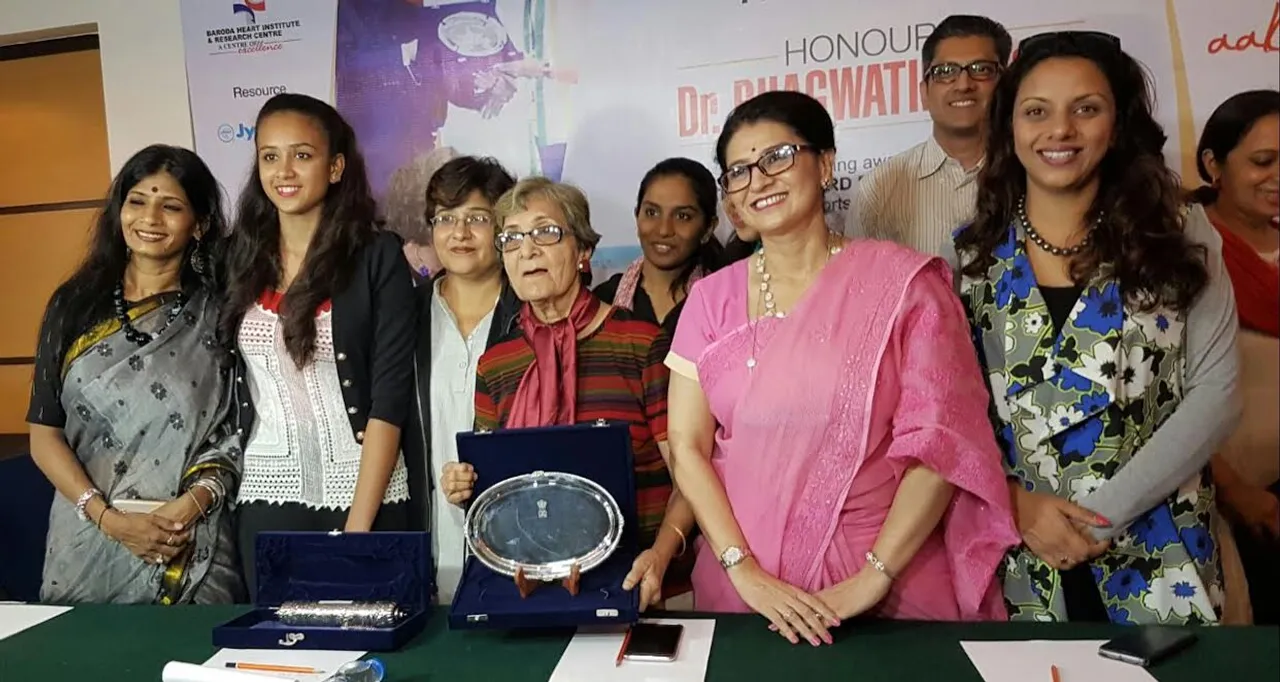 Dr. Bhagwati Oza from Vadodara received national award for older persons in sports and adventure category