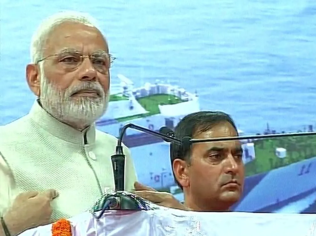 'Even if you burn Modi alive, Modi is not scared'