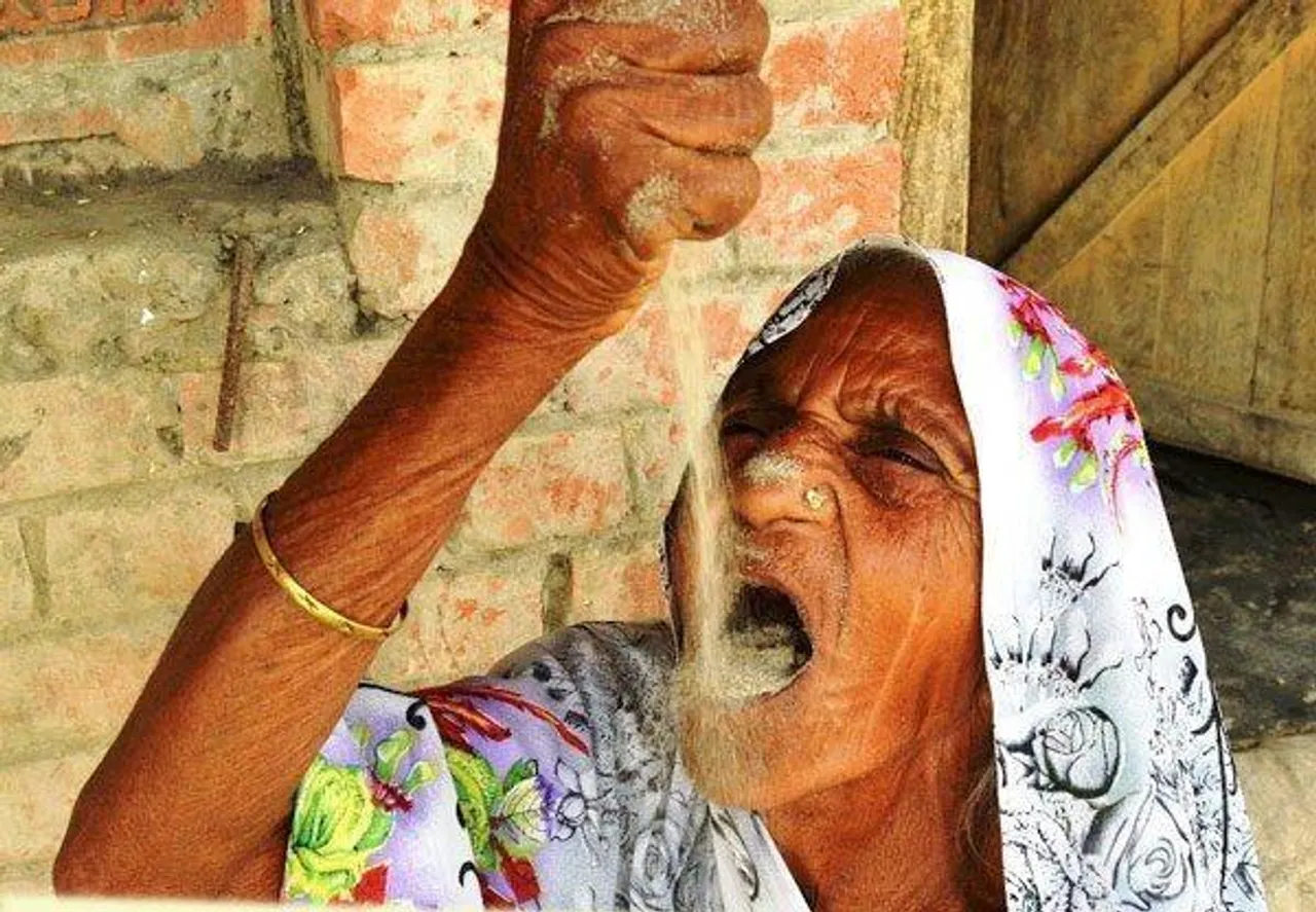 Its happen only in India, 78 year old Indian woman eats 1 kg Sand Daily