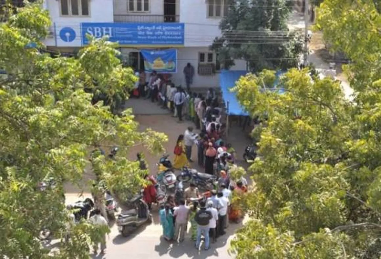 Government hikes withdrawal limits at banks, ATMs