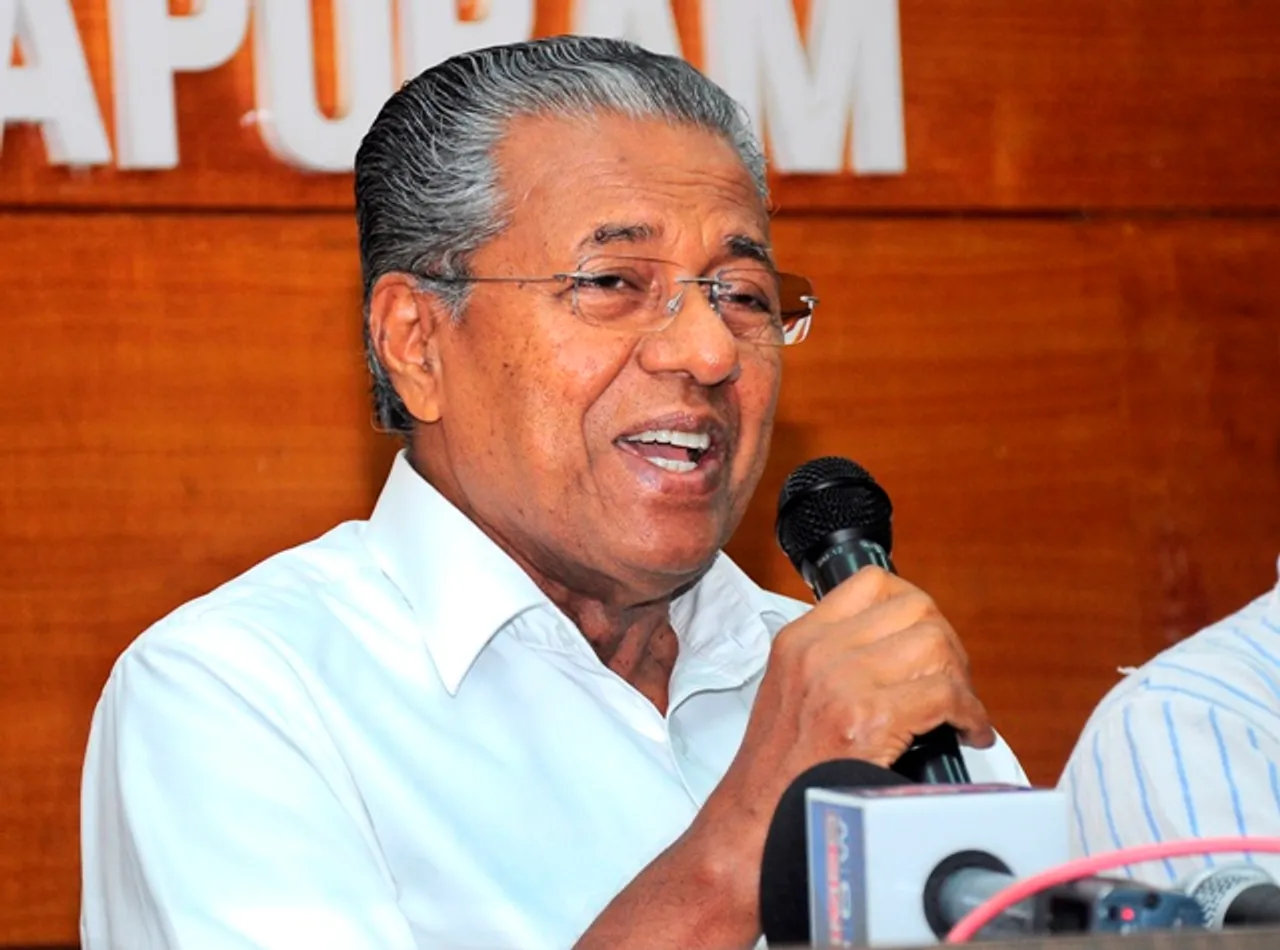 Kerala CM, ministers protest outside RBI over demonetisation