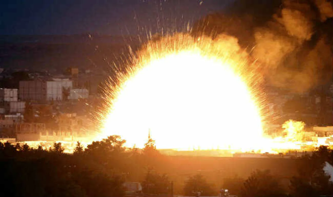 43 killed, 100 injured in Pakistan shrine bombing