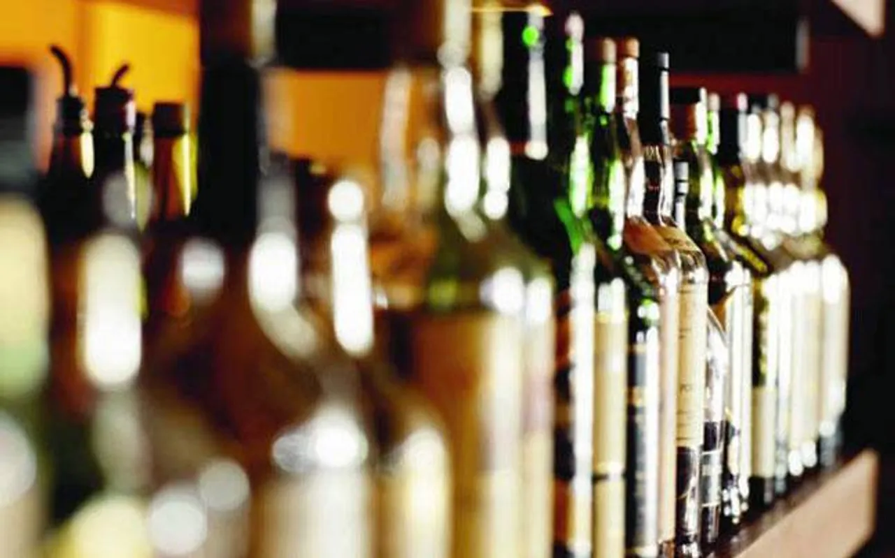 Demonetization hits liquor sales in Kerala