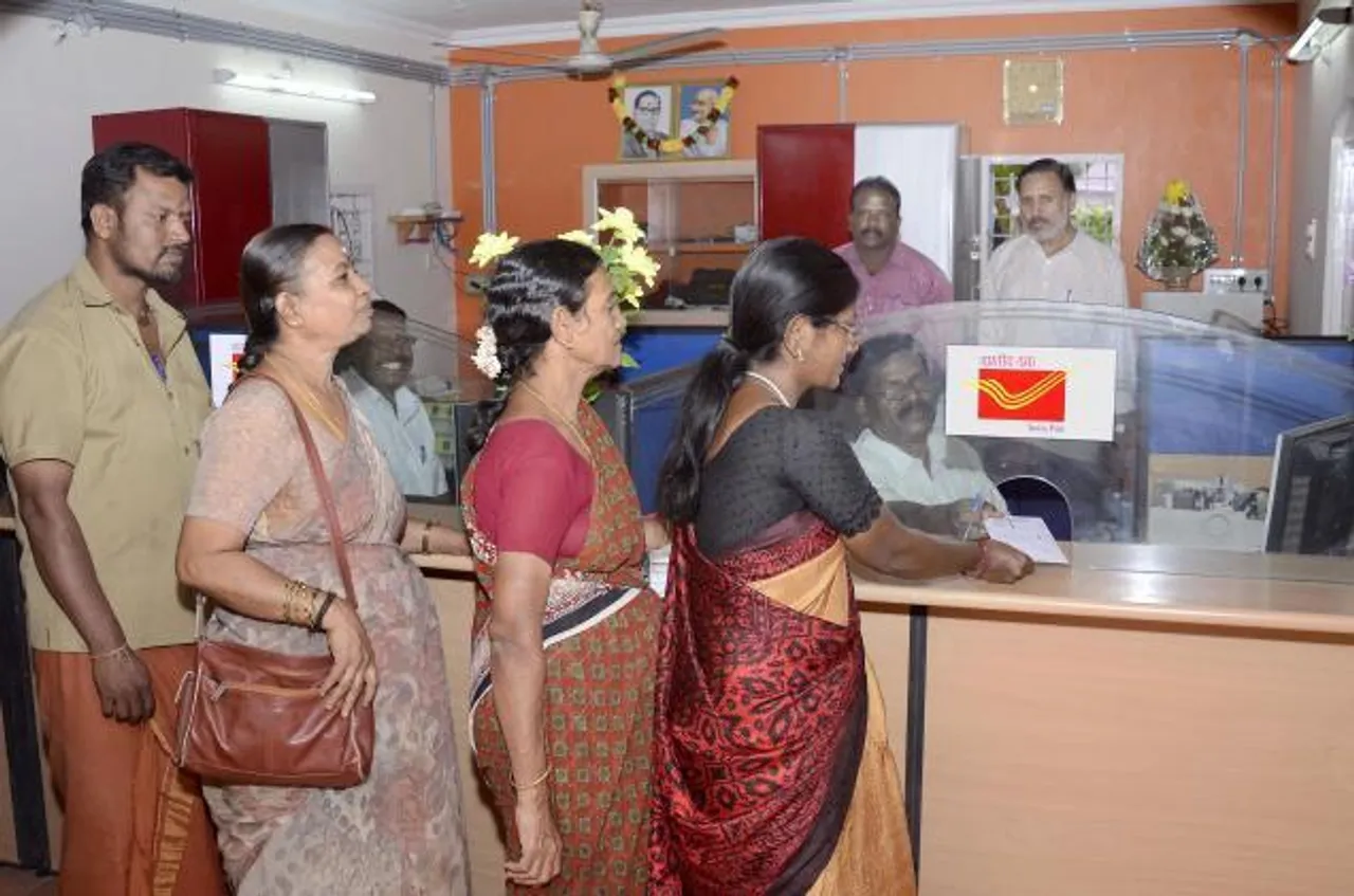 Demonetised notes not valid for deposits in small savings schemes: RBI