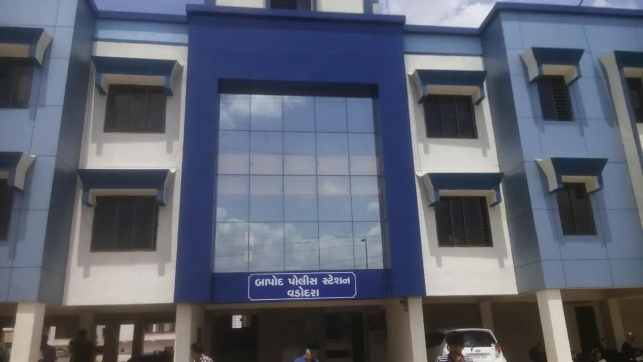 Bharuch businessman robbed of 2.15crore in Vadodara