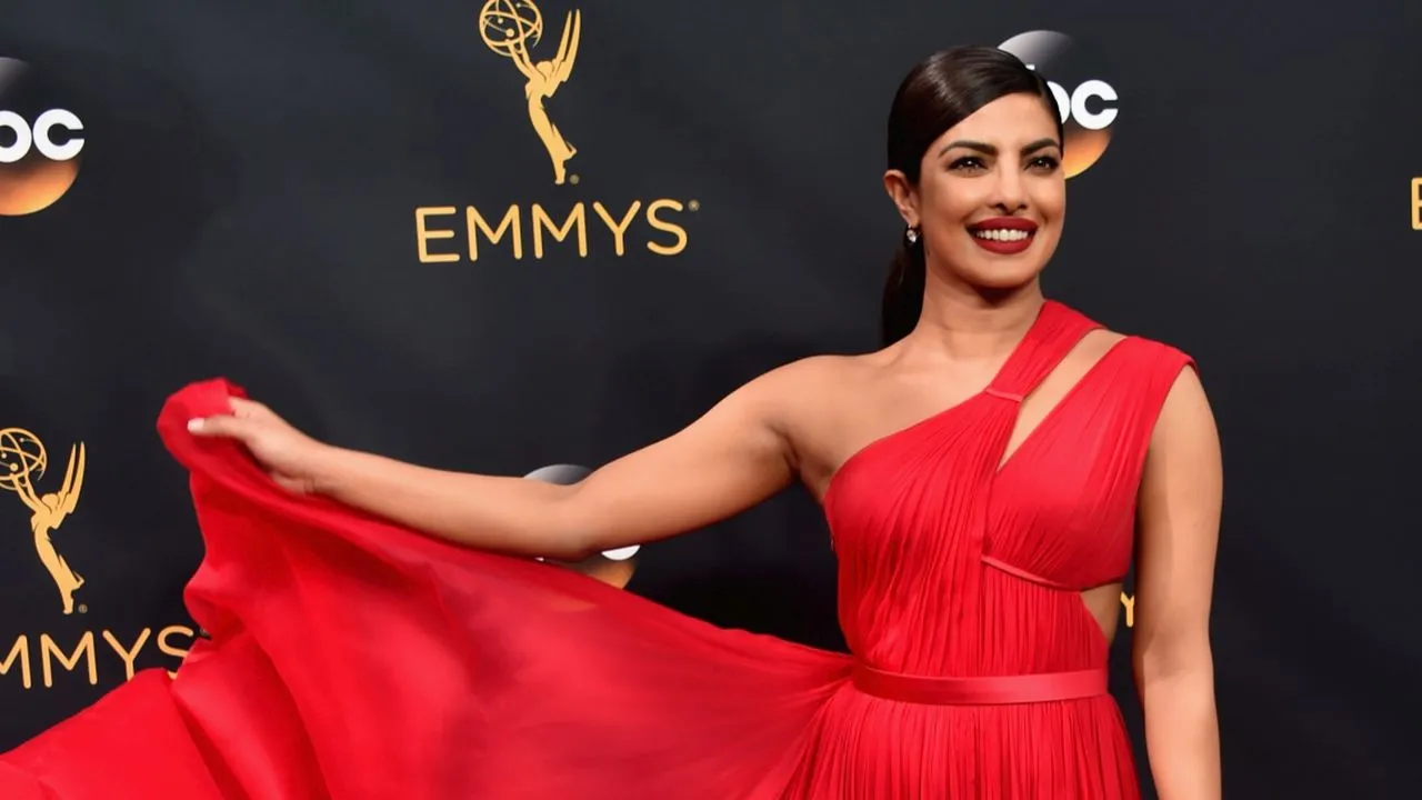 ‘Desi girl’ Priyanka Chopra raised own bar globally in 2016