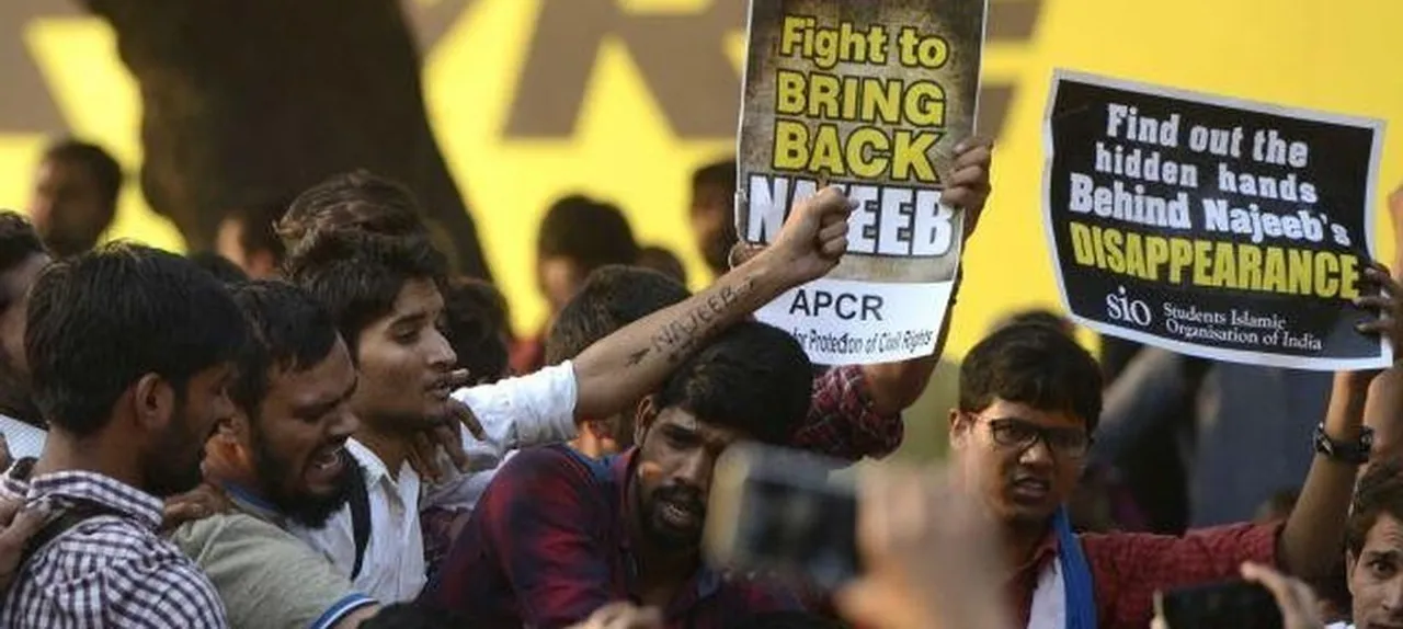 Delhi Police search JNU campus for Najeeb