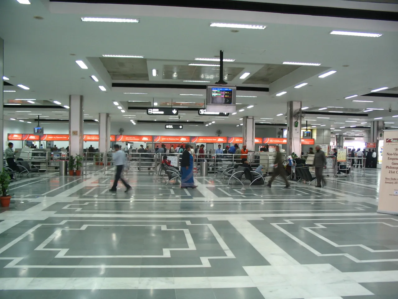 Six family members held at Delhi airport with 16 kg gold
