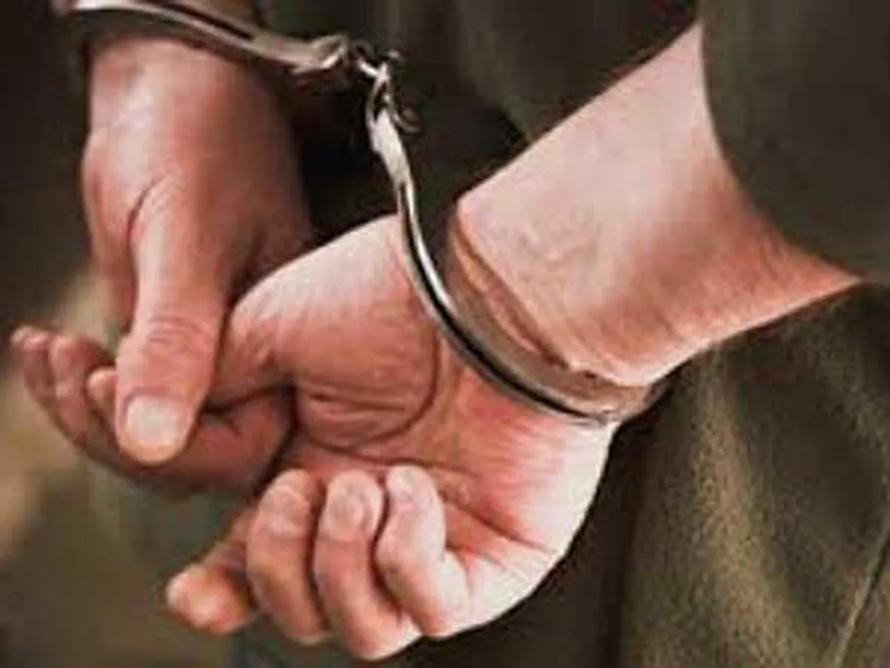 ED arrests Kotak Mahindra Bank manager