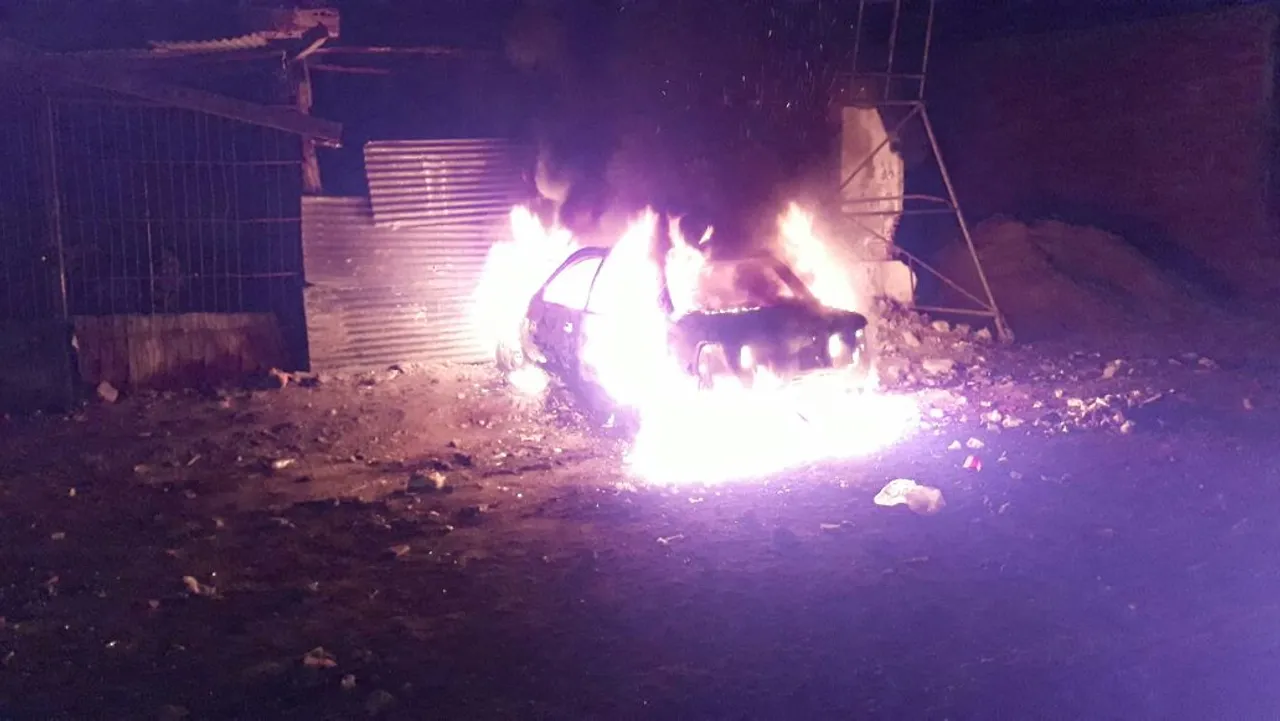 Late night clash in Vadodara over a matter of playing DJ in marriage procession