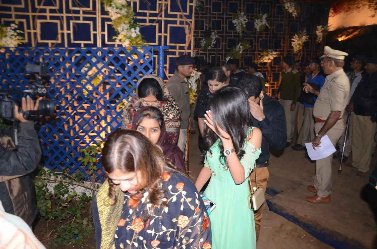 See pics after the high profile raid in Vadodara last night