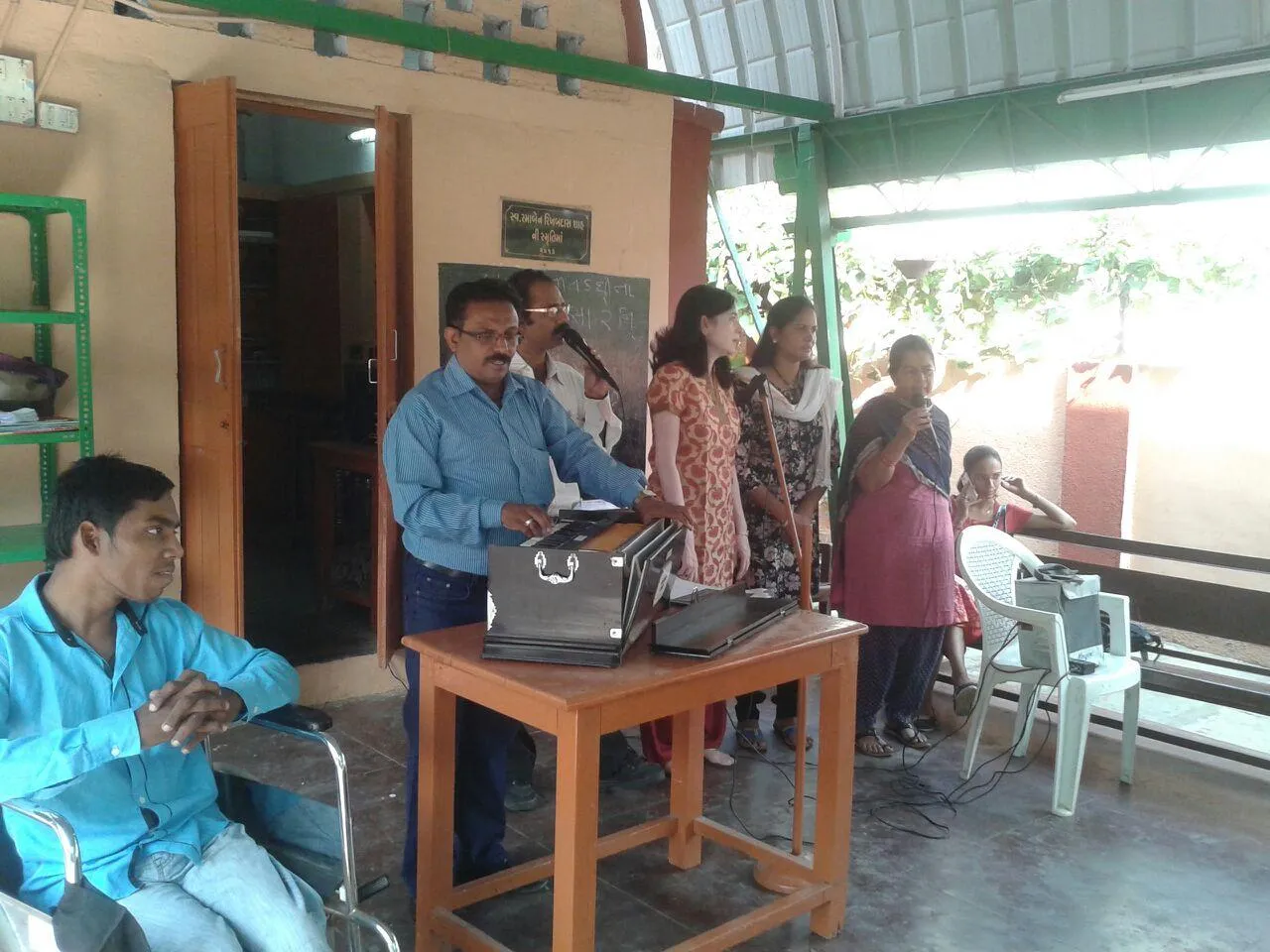 Music therapy for people suffering from depression and stress