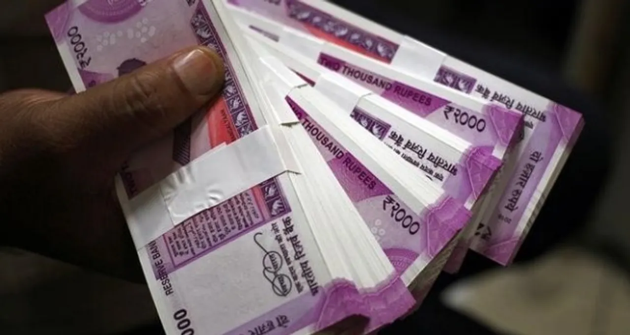 Rs 32 lakh in new currency seized in Telangana, Andhra